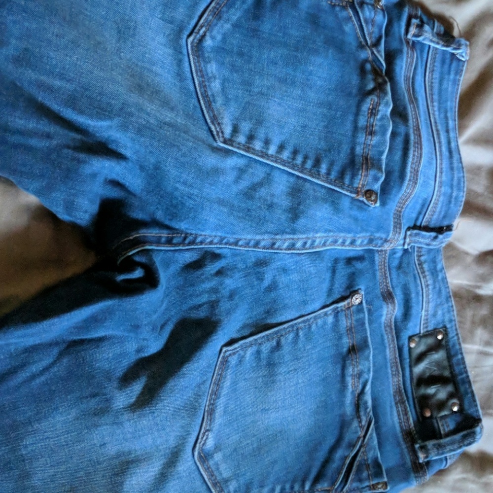 Jeans - Picture 2 of 5